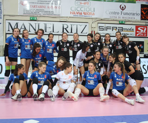 Finale Under 16: doppia festa per l'Helvia!