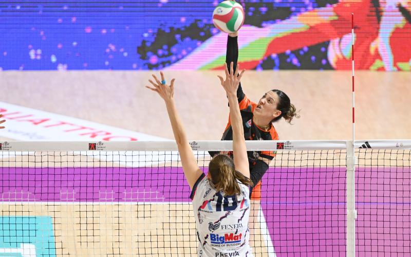 La CBF Balducci HR battaglia con Chieri ma cede in quattro set alla forte formazione piemontese