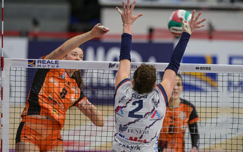 La CBF Balducci HR prova a lottare ma cede in tre set a Chieri nella terza gara dei Playoff Challenge