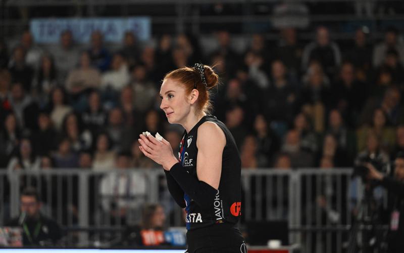 Ingaggiata per la stagione 2026/27 la palleggiatrice Roberta Carraro: il suo arrivo completa la cabina di regia arancionera