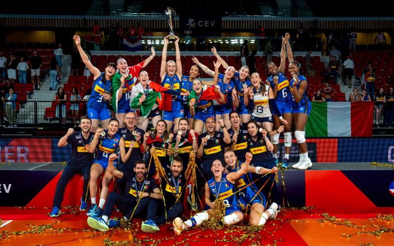 La schiacciatrice arancionera Nicole Piomboni campionessa d'Europa Under 22 con l'Italia, il preparatore Rudi vince l'European League con la Svezia