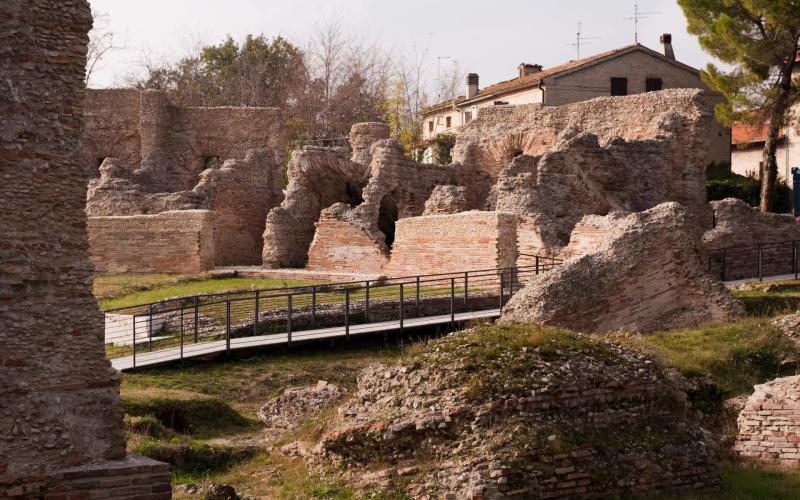 Lunedì 28 settembre (ore 18.30) la presentazione ufficiale della CBF Balducci HR: prima squadra e settore giovanile protagonisti al Teatro Romano Helvia Recina